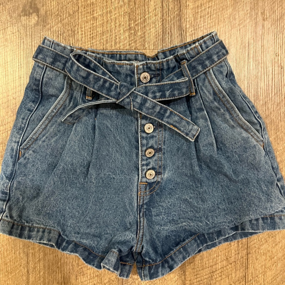 Abercrombie and Fitch, PaperBag Shorts